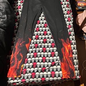 Woman’s Fire Leggings size Medium